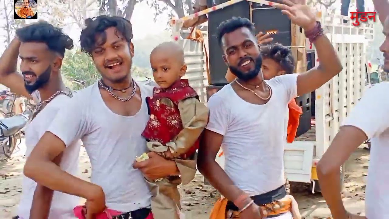 कतरारी चौराहा देवरिया जिला मे अमन. अरुण. धीरज. अटल की मुंडन में बहुत ही सुंदर प्रस्तुति...