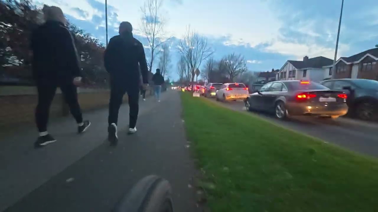 4.3.25 From Liffey Valley Retail Park to Lucan. Delay, delay, delay. But not for me as a cyclist 😀