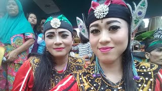 Renggong lor ebeg wijayasari live karang wangkal