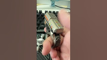 Glow-in-the-dark alloy fidget slider, do you like it?#fidgetslider  #edc #fidgettoys #glowinthedark