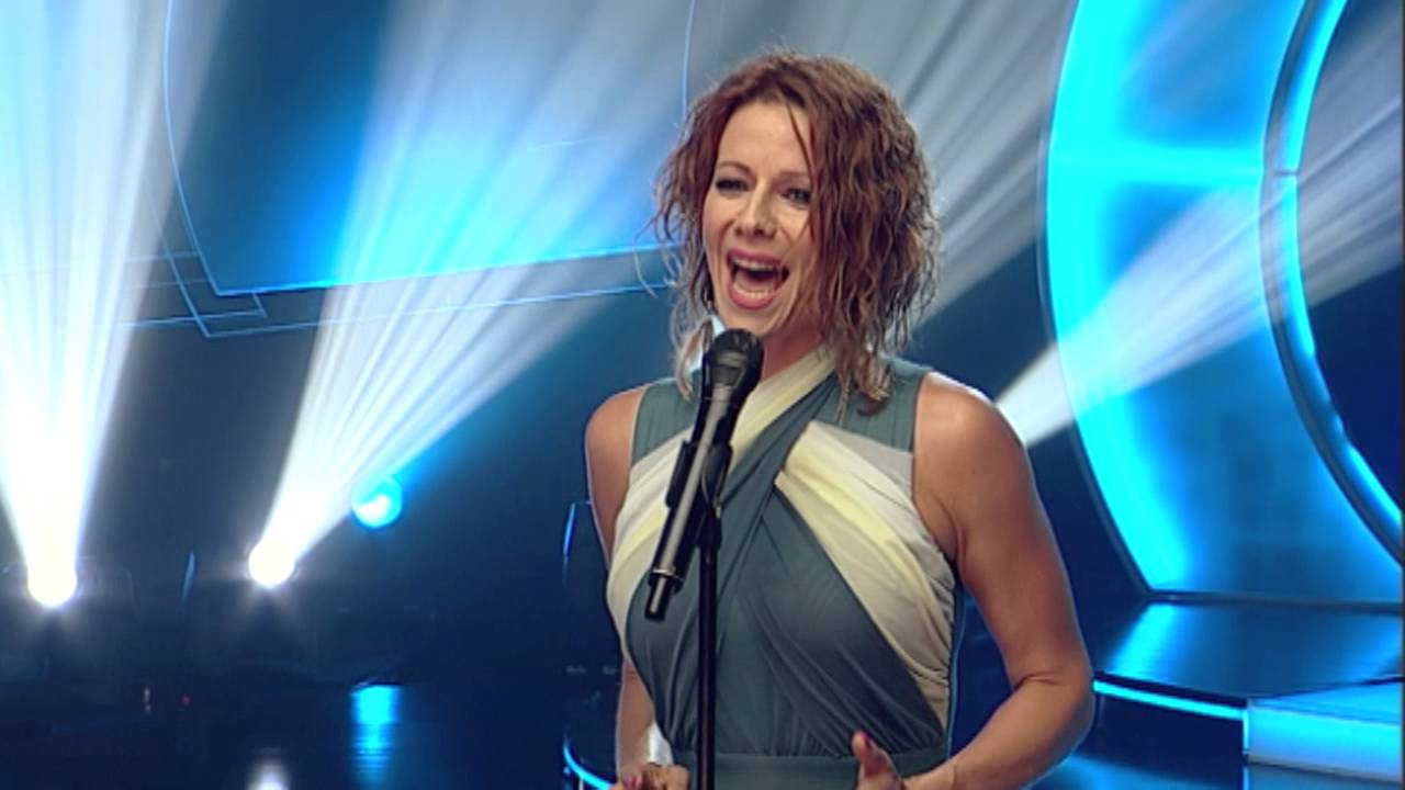 Polyák Lilla - Te Vigyázz Rám - YouTube Polyák Lilla - Te Vigyázz Rám - YouTube