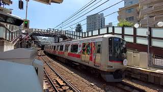 5050系　SDGsラッピング　代官山駅発車