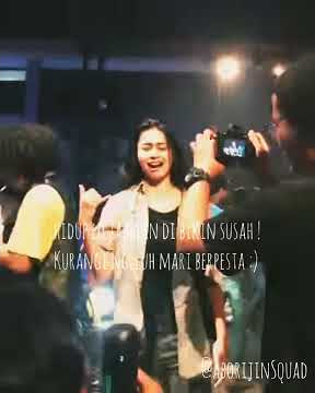 Viral!!!! Sintya Marisca JOGET santuy Banget