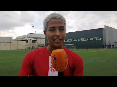 عميدة الوداد الرياضي زوبيدة البسطلي ترد على أخبار غضبها من سحب شارة العمادة و الوضع داخل الفريق