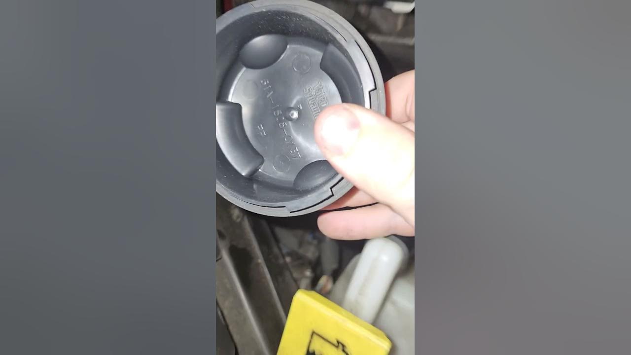 2015 Jeep Grand Cherokee - Headlight bulb access. change bulbs in under