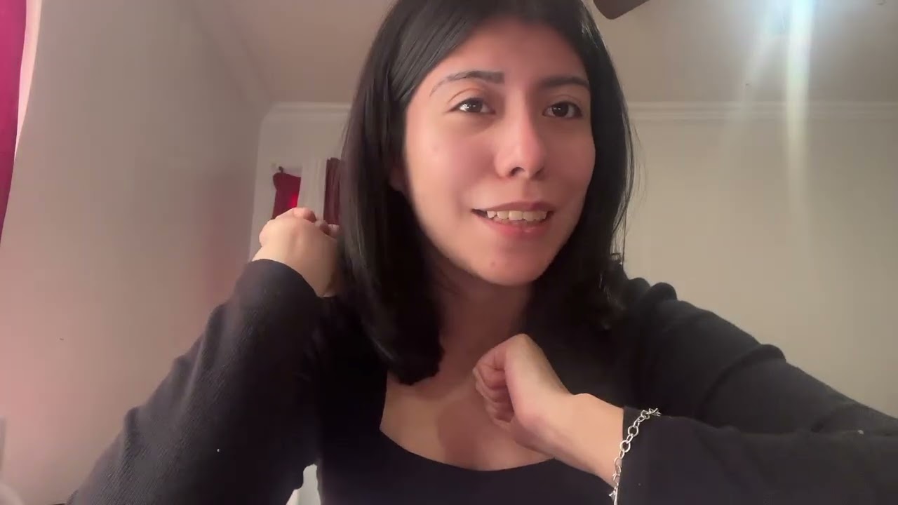 Writing my New Year’s resolution ✨