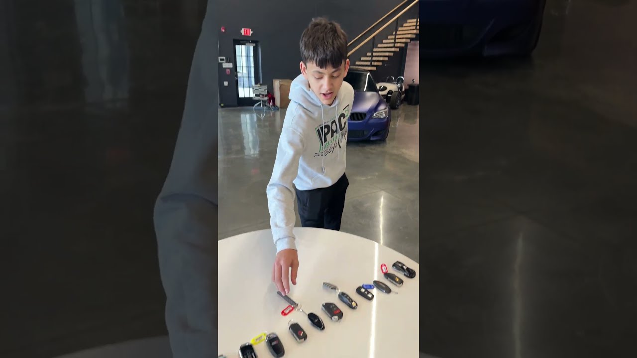 The Boy Knows His VW S Bugatti Bugattiveyron Hypercars Supercars