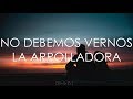 La Arrolladora - No Debemos Vernos (Letra)