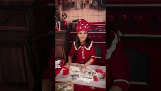✨ Attach the real props to this Christmas kitchen backdrop for a more 3D & festive setup! 🎄🎁
