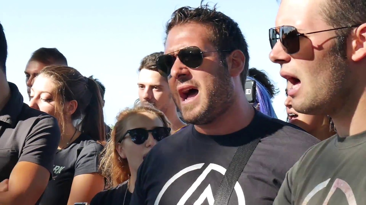 IN MEMORY OF CHESTER - Linkin Park Palermo