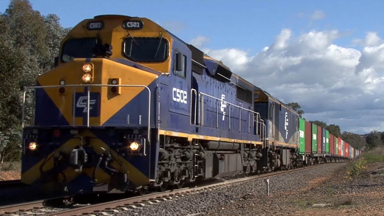 railfans kaskus Trains on the North East Mainline: Australian Trains