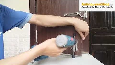 Chặn Giữ Cửa Tránh Gió Sập Với Chốt Đạp 2 Chiều Thông Minh
