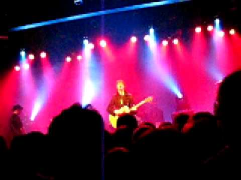 TRAVIS - "Ring out the Bell" at Diamond Hall (Nago...