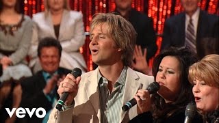 Video thumbnail of "Reggie & Ladye Love Smith and Joy Gardner - God Leads Us Along (Live)"