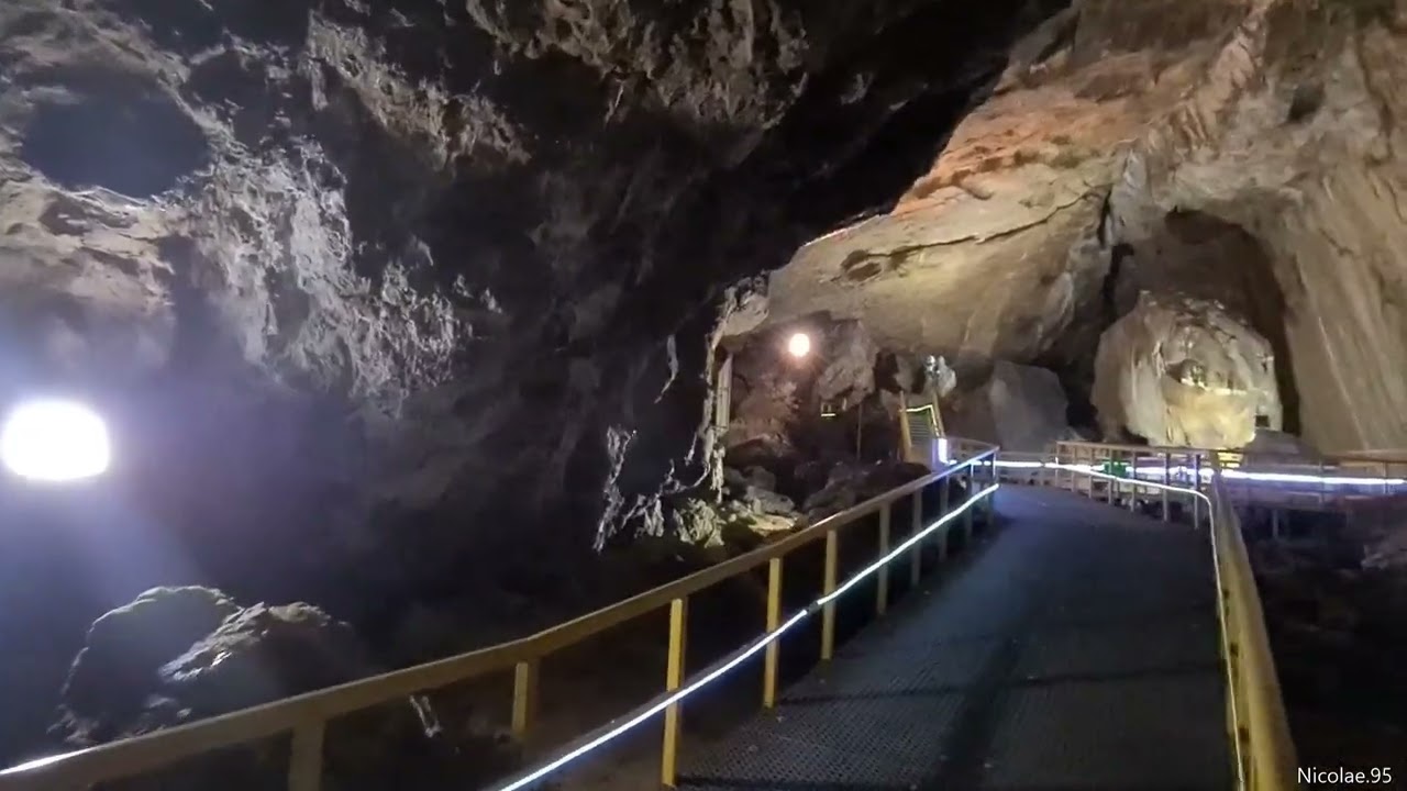 Peștera Ialomiței | Tunelurile Dacice de sub Bucegi