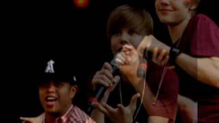 Download Lagu Stuck In the Moment - Justin Bieber MP3