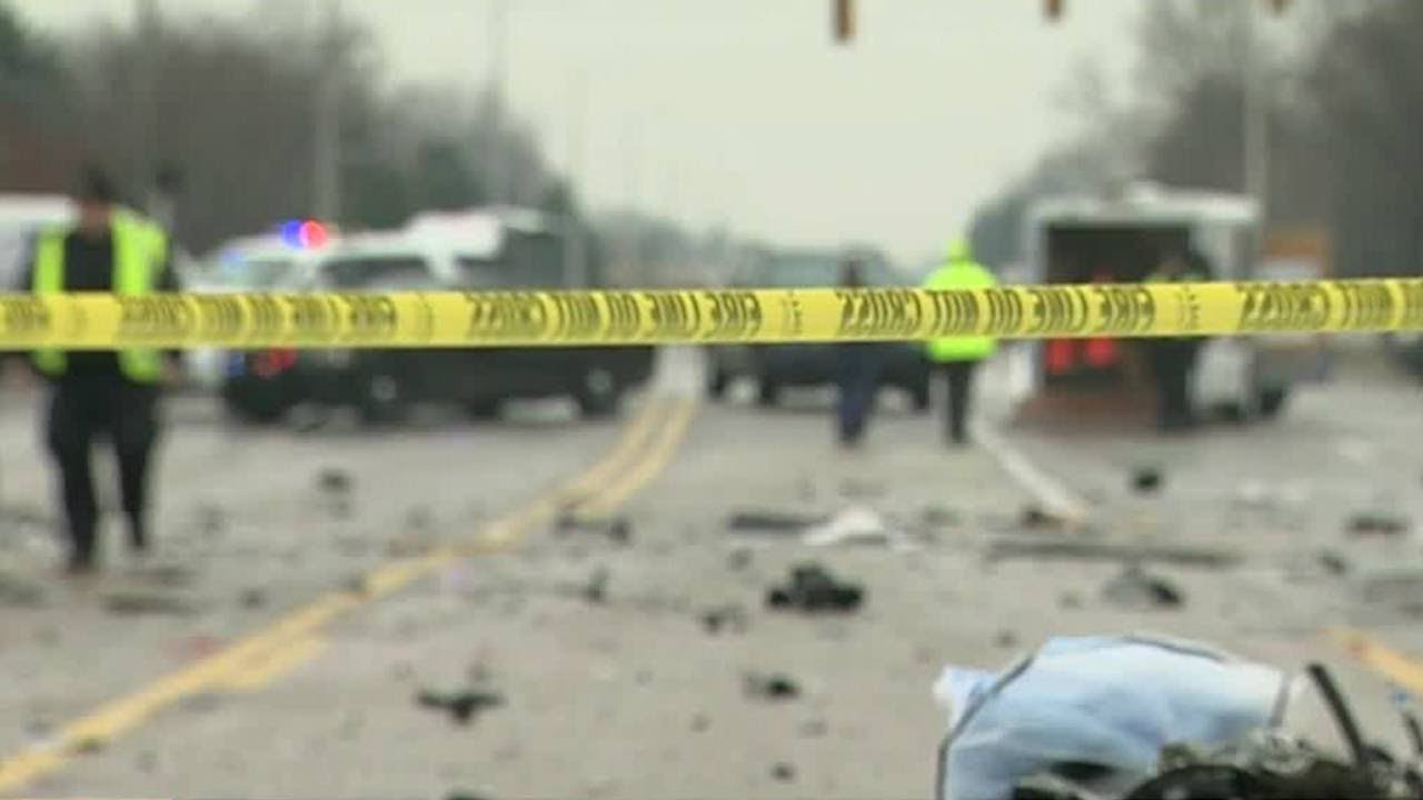 2 killed in Sterling Heights crash YouTube