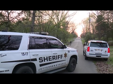 Teen girl shot in the face in Center Point
