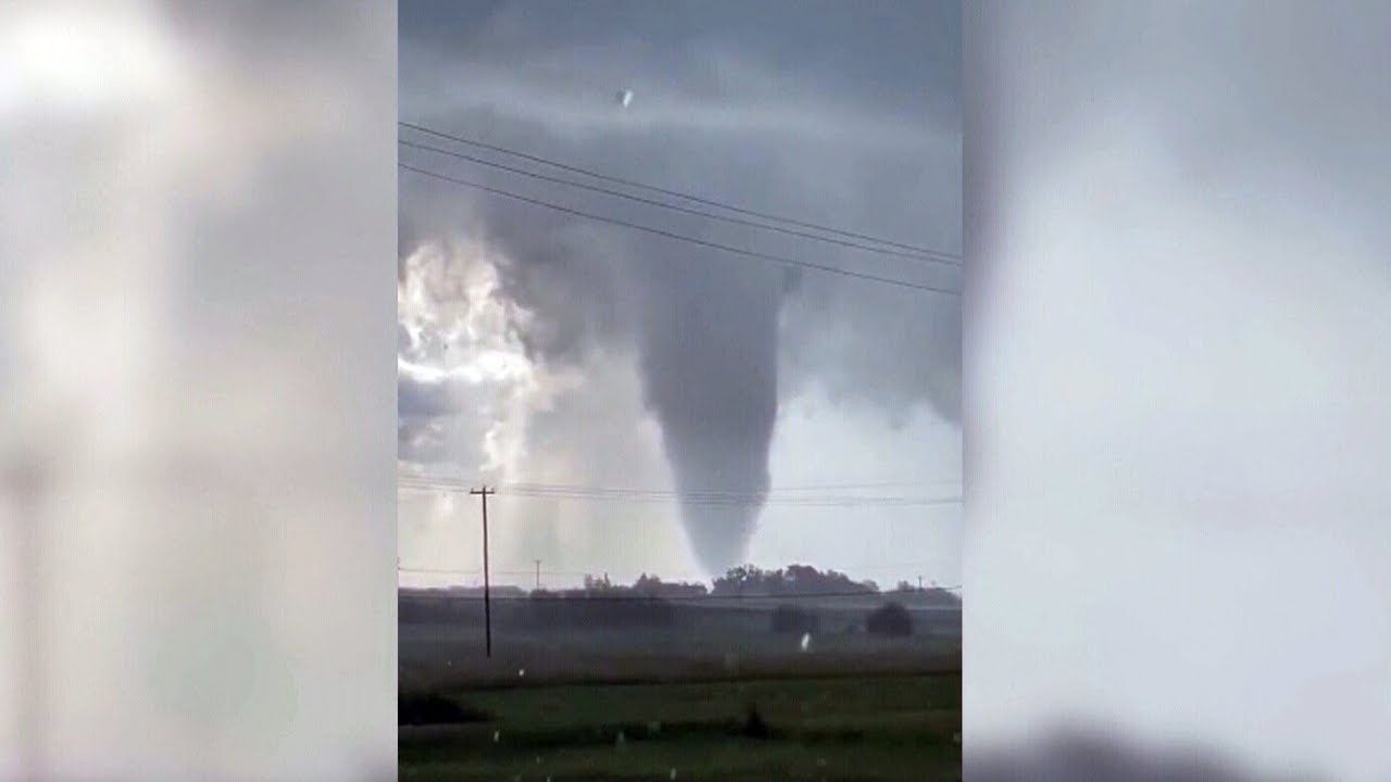 Spectacular Tornado Touches Down In Peace River Region Of Northwestern Alberta Scene in 4K Spectacular Tornado Touches Down In Peace River Region Of Northwestern Alberta Scene in 4K