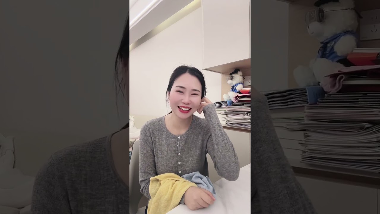 Looking at my child sometimes repels sadness