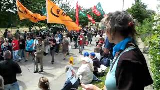 AVI 8840 Procession band Jo waves flag