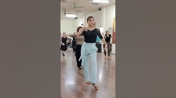 Tập kỹ thuật walk Rumba - Rumba solo Vũ Điệu Xanh
