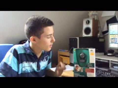 review:-logitech-quickcam-c300-1.5-4mp-webcam