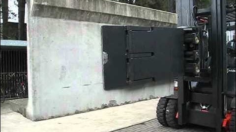 Little Giant Rotating Clamp for concrete blocks.wmv