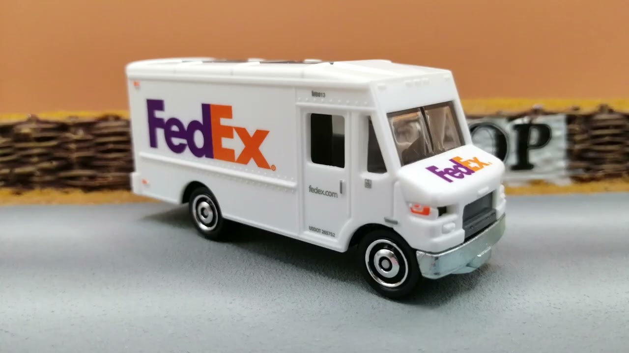 FedEx Express Delivery - Matchbox 70 Years release 2023