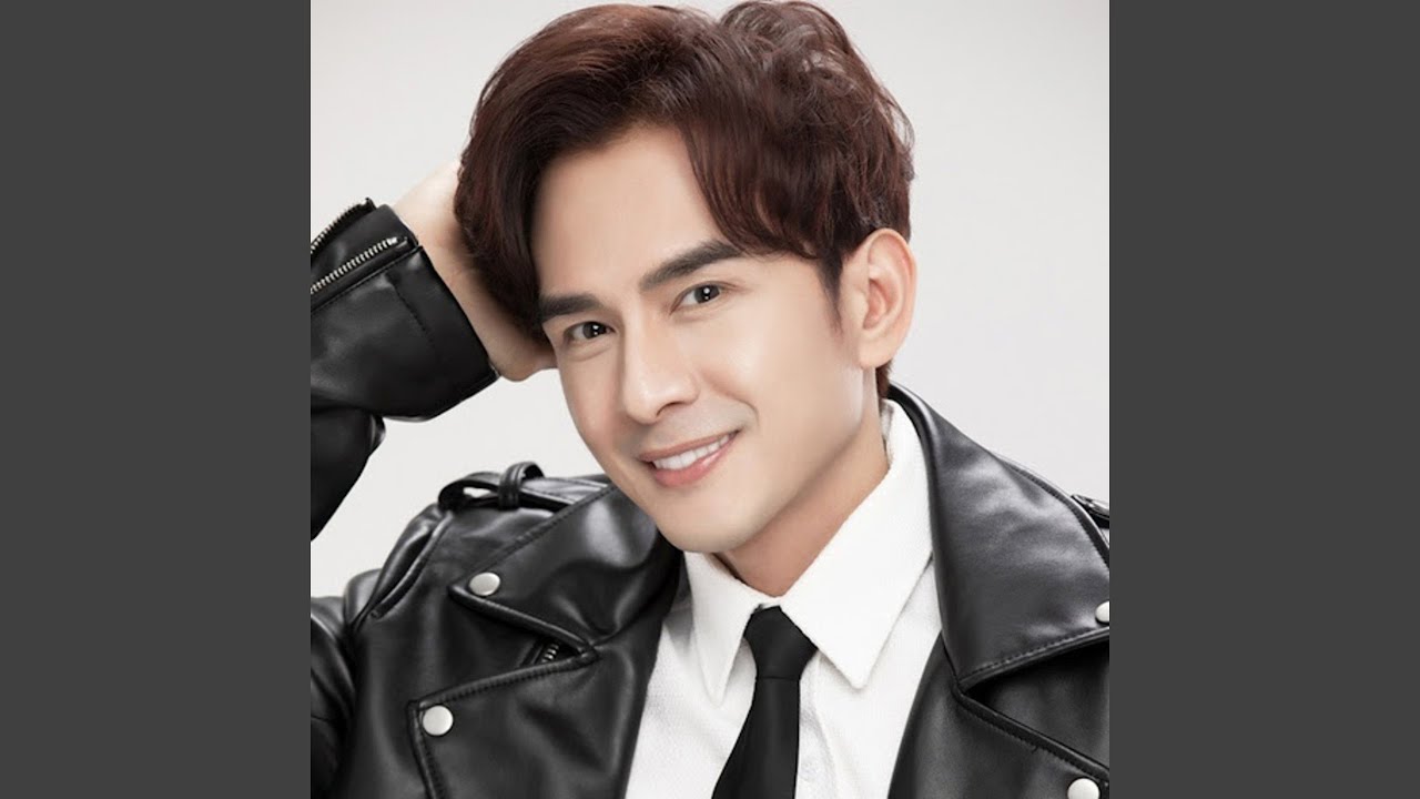 Việt Nam Ngàn Dặm