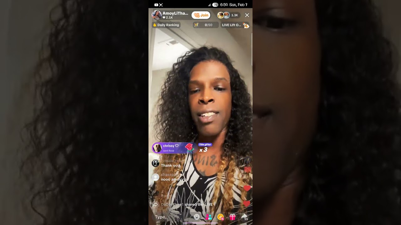 Амой говорит, что после Дня святого Валентина он покончит с интернетом.