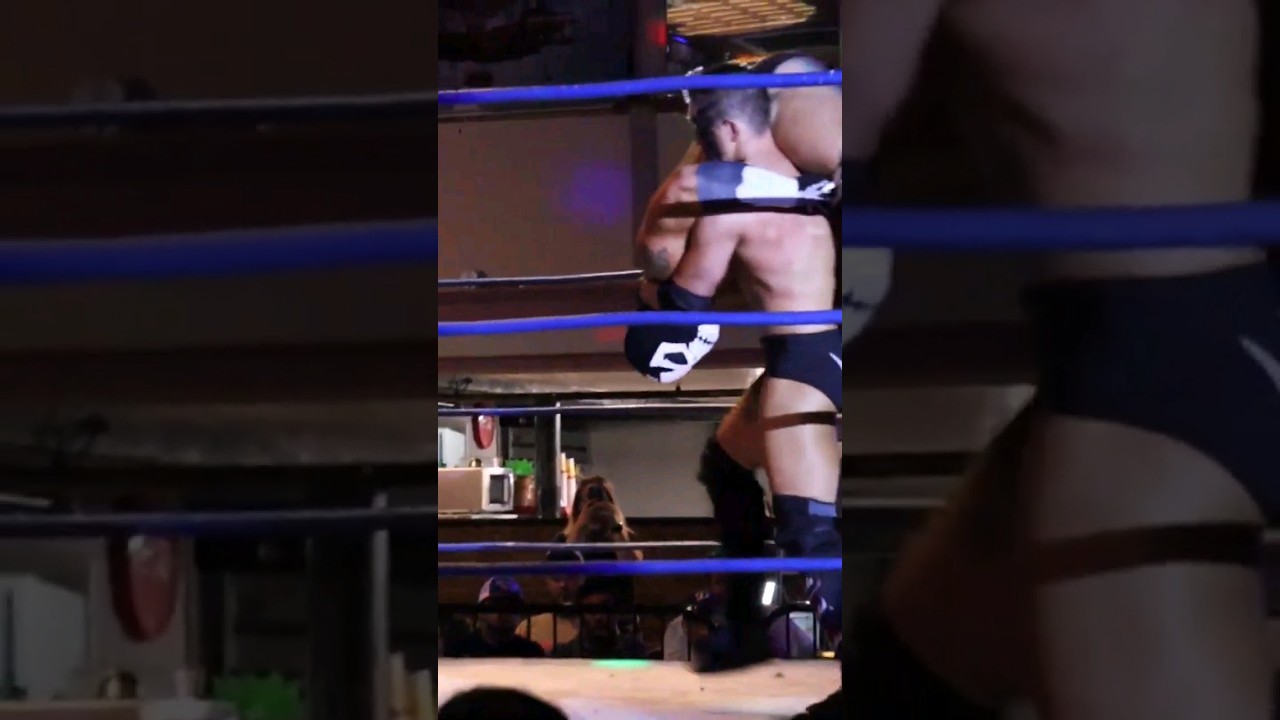 The cleanest looking shoulder breaker you'll ever see being delivered onto The Superbeast!