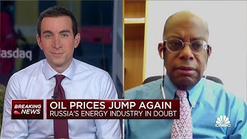Now is not the time for investors to make dramatic moves in their portfolio: Roger Ferguson