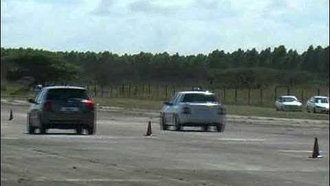 200 STi (sr20de) vs RunX RSi