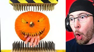 HALLOWEEN PUMPKIN CRUSHED by 1000 NAILS! (HYDRAULIC PRESS EXPERIMENT)