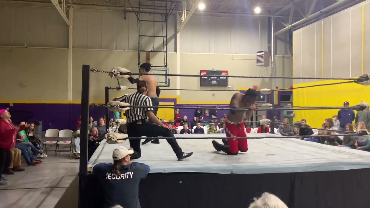 Jay Lucas vs Terry Yaki - West Georgia Wrestling