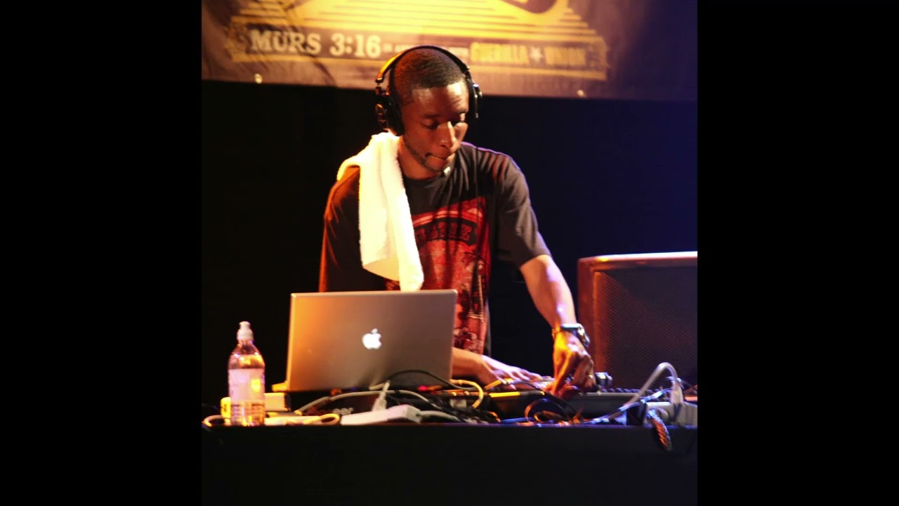 Pluto 1971 9th Wonder type beat