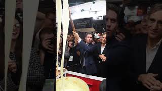 Gabriel Attal fait le show avec l’aligot #sia #sia2026