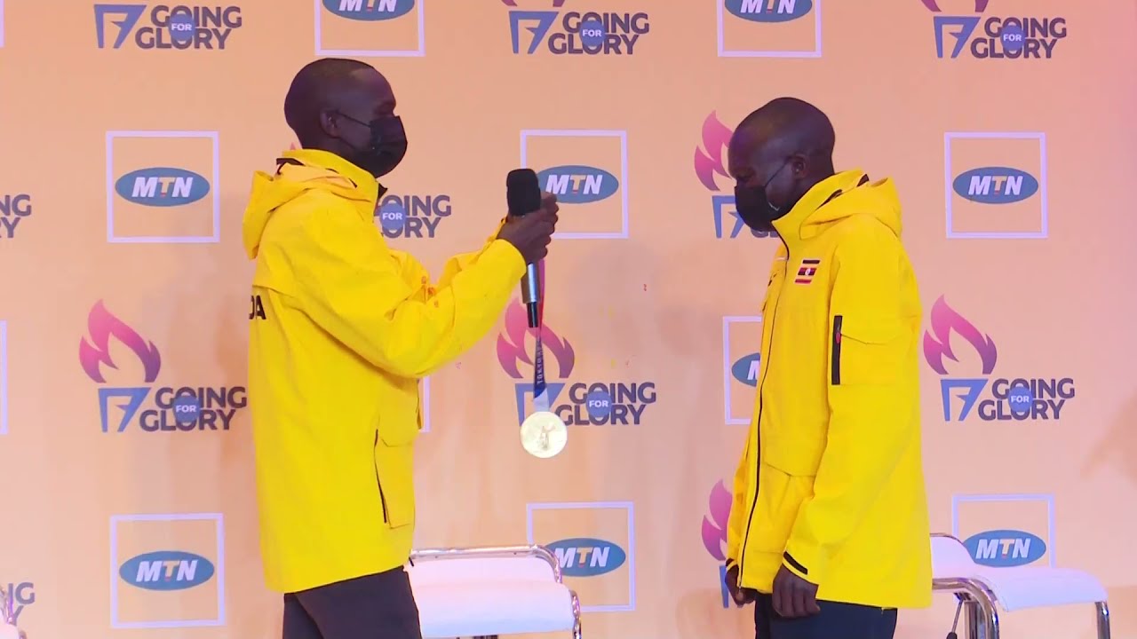 CHEPTEGEI GIFTS HIS GOLD MEDAL TO KIPROTICH, PROMISES TO WIN ANOTHER AT PARIS 2024.