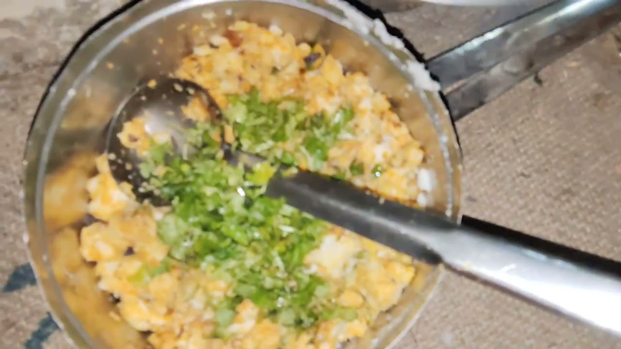 Aalu ki kachori simple tarika jhatpat banne wali kachori🤔🤔🤔🤔