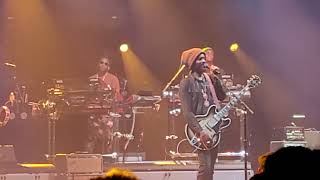 @garyclarkjr comes out w/ a badass blues song to end the night 5-11-2024🎸😎🎹 "If Trouble Was Money"
