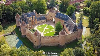 Ainay-le-Vieil: un CHÂTEAU-FORT habité par la même famille depuis le XVème siècle