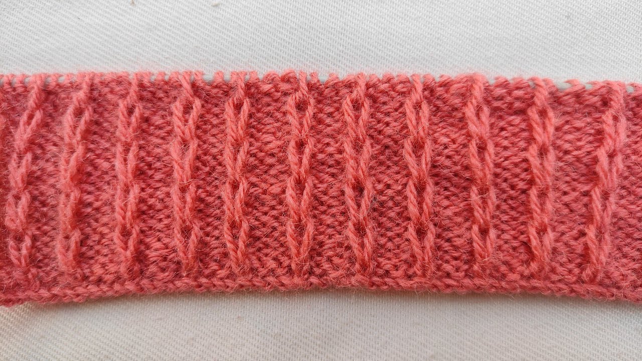 beautiful and simple chain border design for ladies cardigan or grnts sweater..