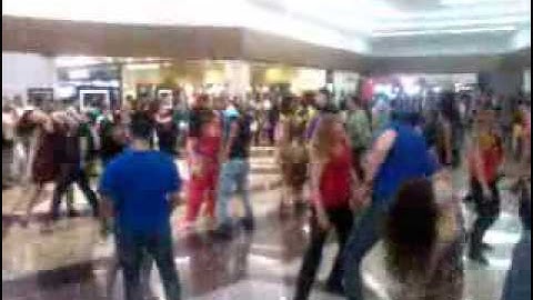 Flash Mob Internacional de Dança - São José dos Campos (ZOUK FLASH MOB)