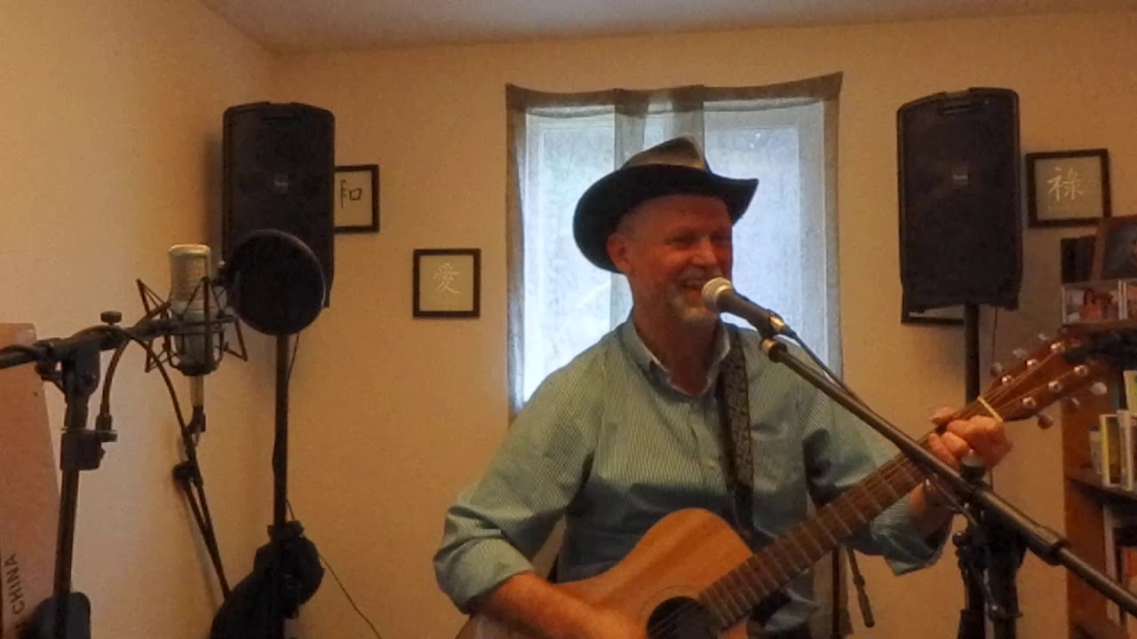 Quarentation: Queen of Corona