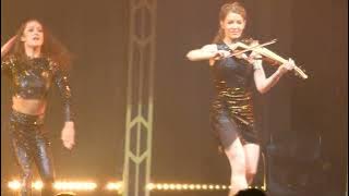 Download lagu Lindsey Stirling 'Inner Gold' Live Paris 2024