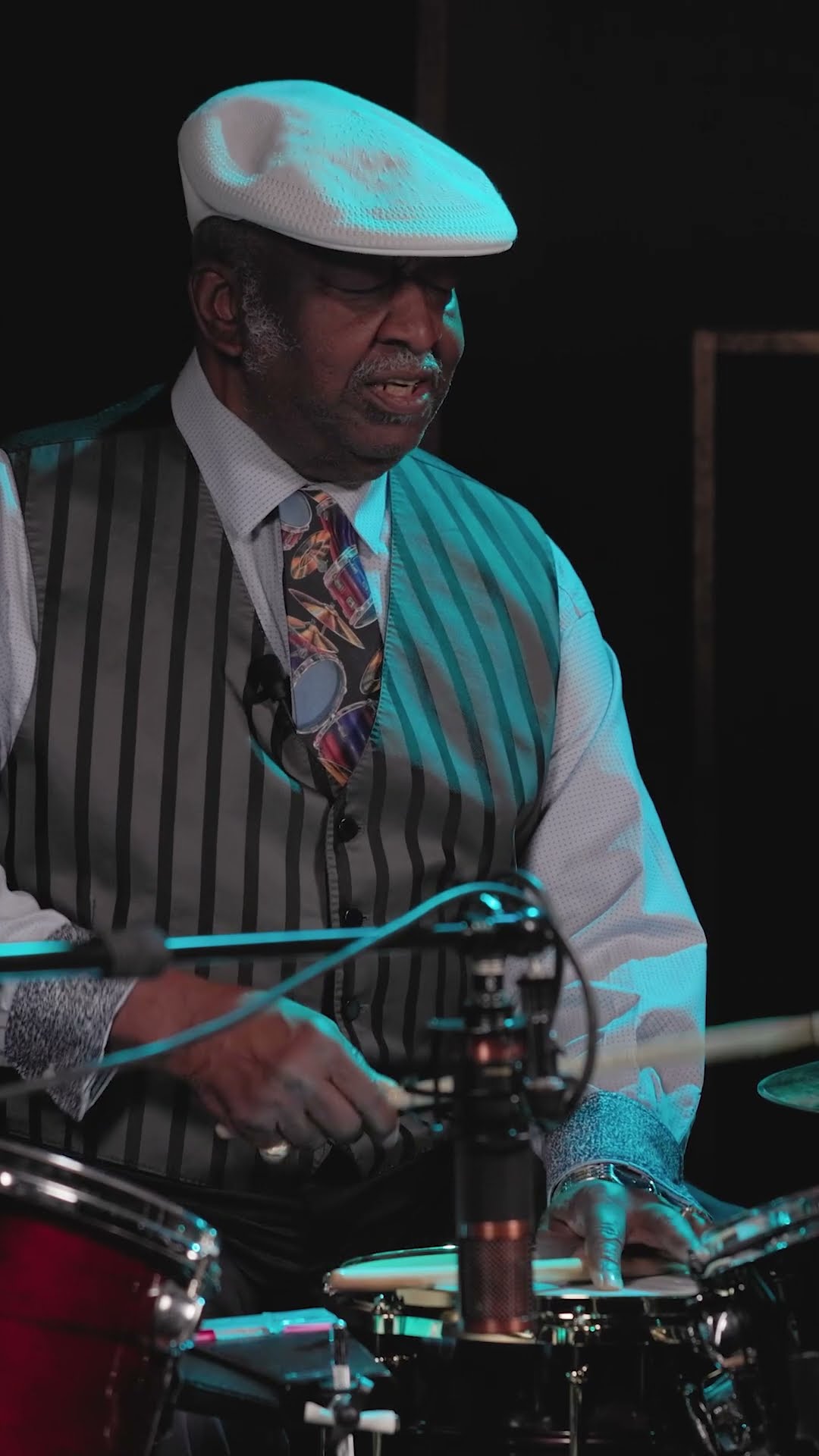 Bernard Purdie shows us how to keep the groove #shorts #drums