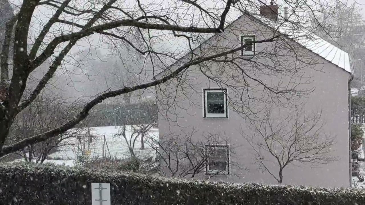 Schneefall in Witten Herbede (NRW)