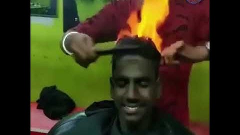 Hớt tóc bằng lửa bá đạo