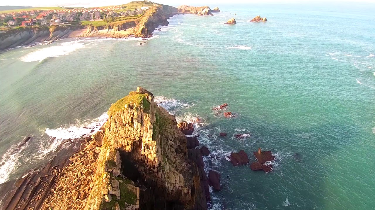 SOMOCUEVAS, COVACHOS Y LA ARNÍA LA COSTA DE CANTABRIA
